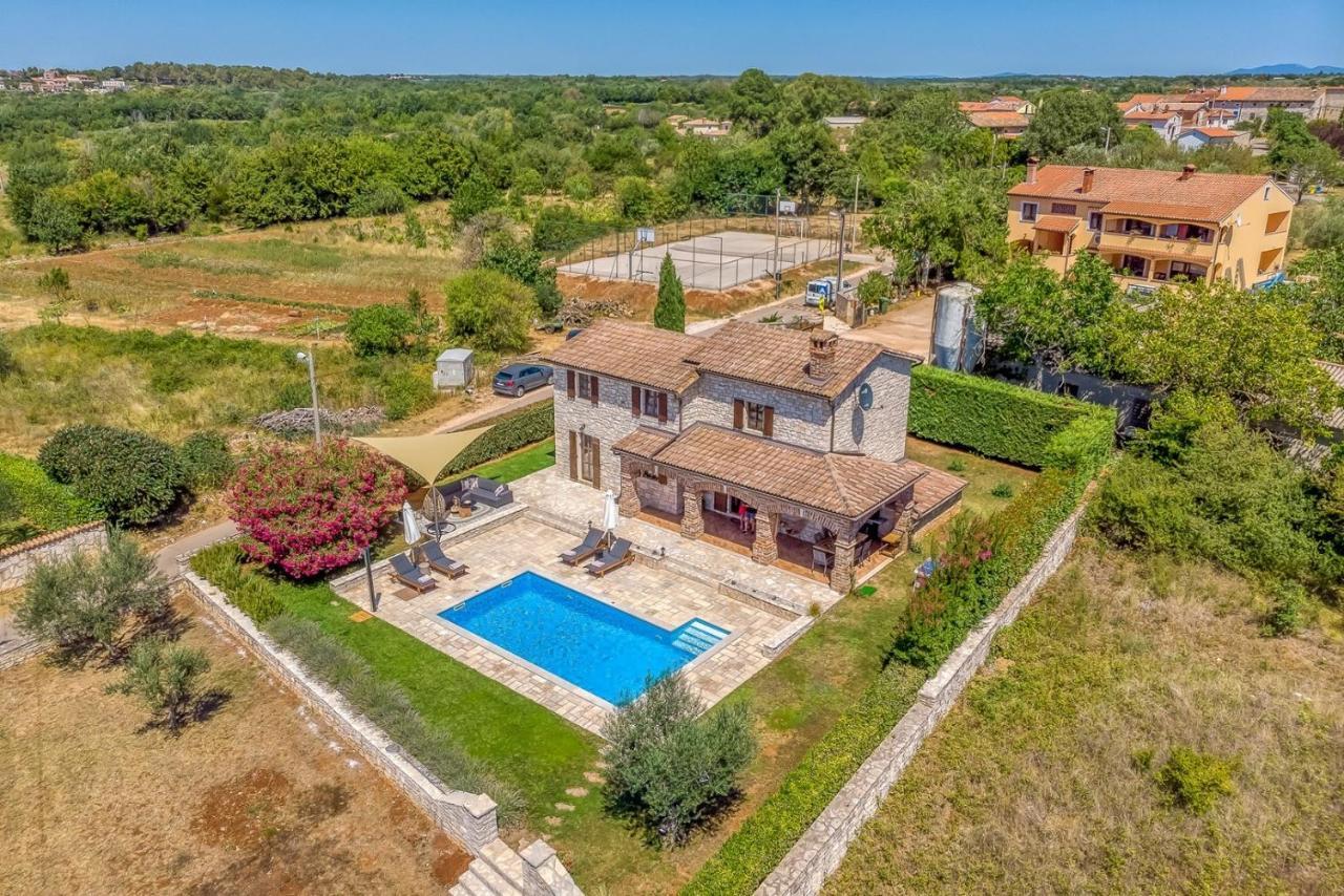 Villa Santolina Baderna Buitenkant foto